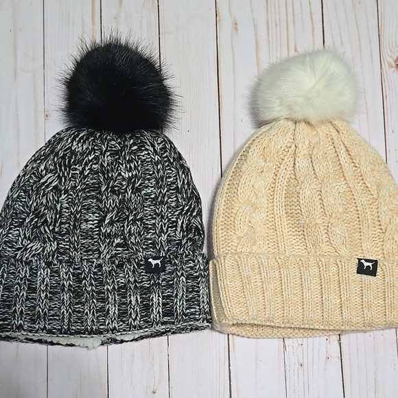 NEW 2 Victoria secret Pink Beanies with sherpa lining and pompom (cream Black) - Picture 1 of 7